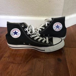 Black high top converse
